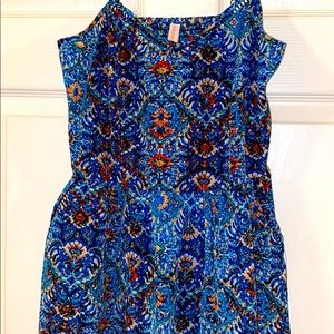 Colorful Accented V-Neck Dress w/ Pockets